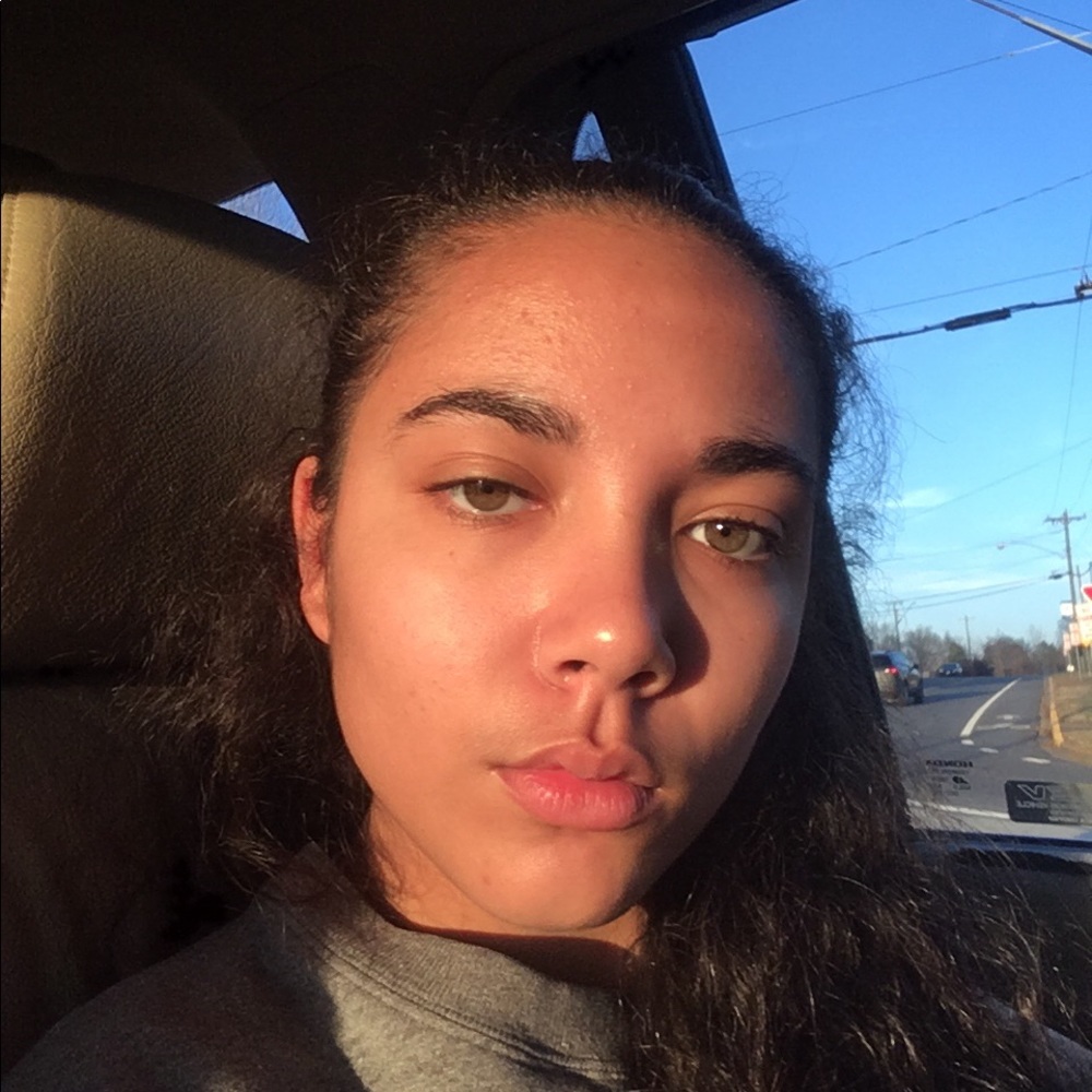 Meet your Posher, Bethany